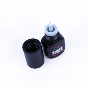 Shake Free Adhesive | 5 g